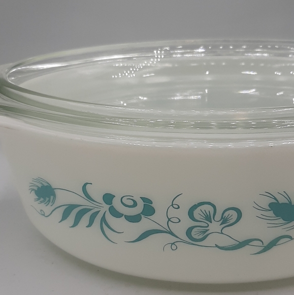 Very Rare Pyrex Promotional 1 1/2 Quart Casserole Dish & Lid Blue Floral USA - Picture 3 of 12